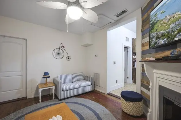 Ev, 1 Büyük (Queen) Boy Yatak ve Çekyat, Balkon/Veranda, Bahçe Manzaralı