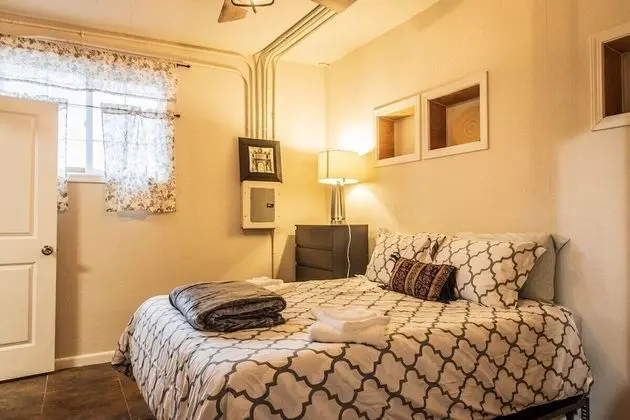 Apart Daire (Cozy Concord One Bedroom)
