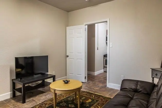 Apart Daire (Cozy Concord One Bedroom)
