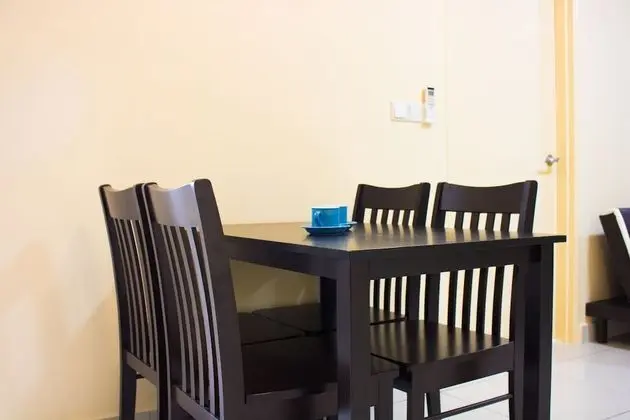 Apart Daire, 1 Yatak Odası, Mutfak, Havuz Manzaralı