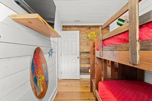 Daire (The Cozy Cottage (3/2))