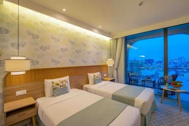 Deluxe Tek Büyük veya İki Ayrı Yataklı Oda, Şehir Manzaralı