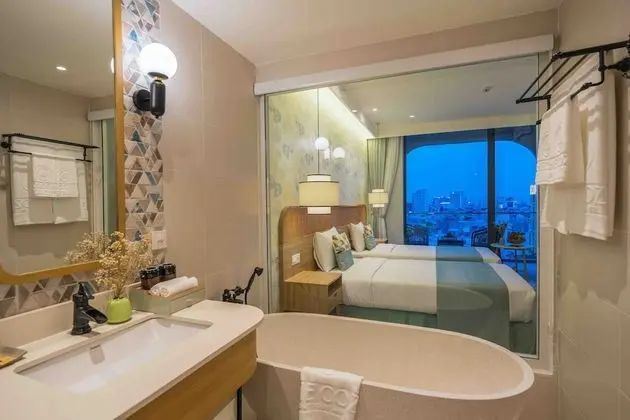 Deluxe Tek Büyük veya İki Ayrı Yataklı Oda, Şehir Manzaralı