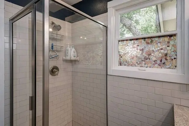 Ev (1 Bedroom)