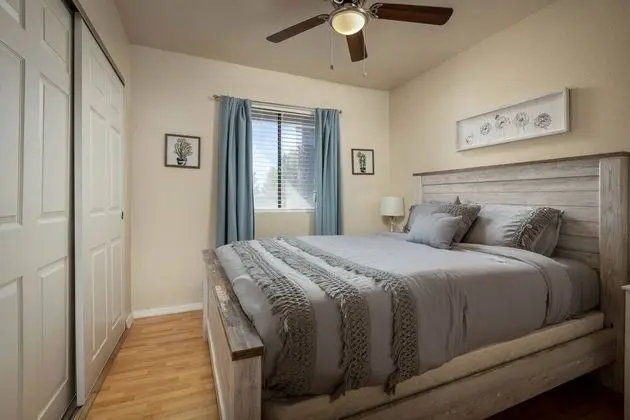 Ev (2 Bedrooms)