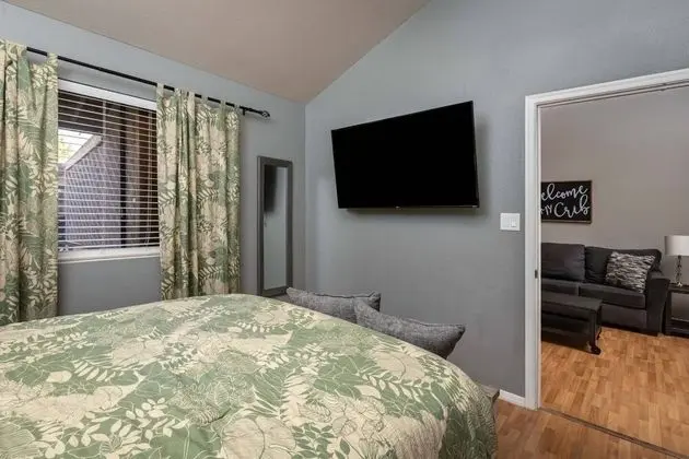 Ev (2 Bedrooms)