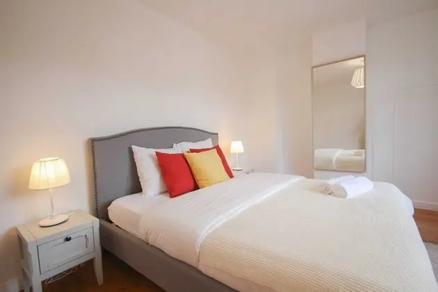 Basic Apart Daire, 1 En Büyük (King) Boy Yatak ve Çekyat