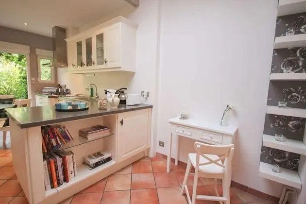 Basic Apart Daire, 1 En Büyük (King) Boy Yatak ve Çekyat