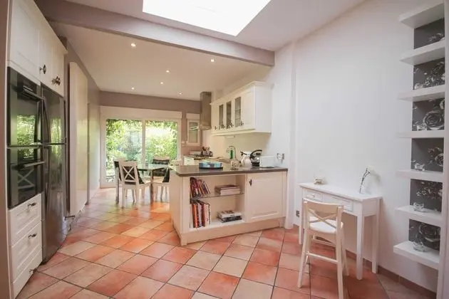 Basic Apart Daire, 1 En Büyük (King) Boy Yatak ve Çekyat