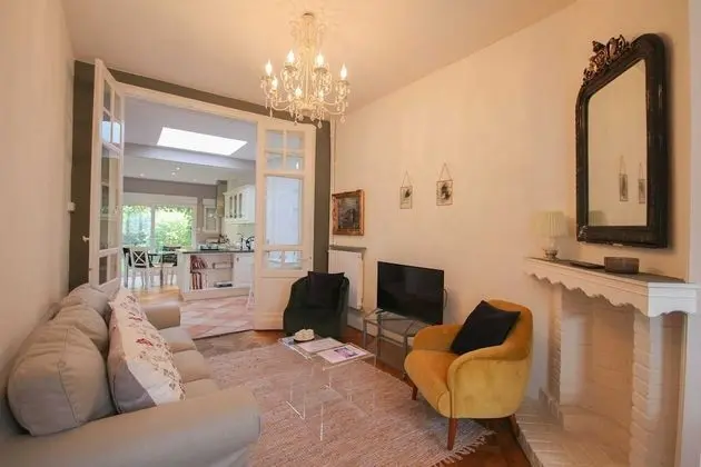 Basic Apart Daire, 1 En Büyük (King) Boy Yatak ve Çekyat