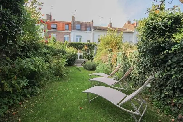 Basic Apart Daire, 1 En Büyük (King) Boy Yatak ve Çekyat