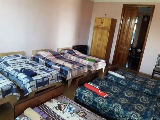 Ortak Ranzalı Oda, Karma Ranzalı Oda