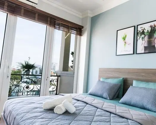 Deluxe Tek Büyük Yataklı Oda, Balkon, Nehir Manzaralı