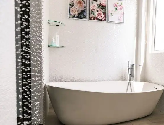 Luxury Tek Büyük Yataklı Oda, Küvet, Şehir Manzaralı