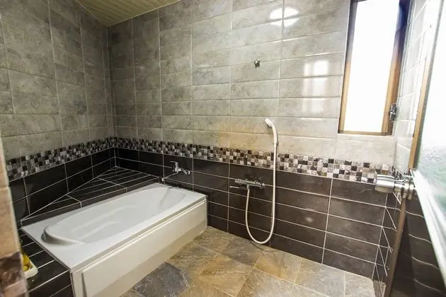 Ev (Private Vacation)