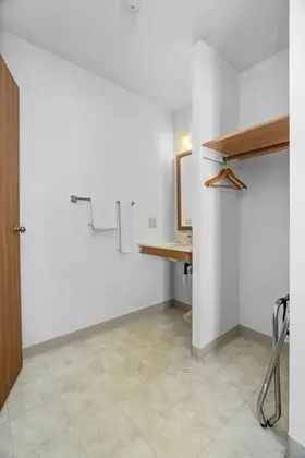 Standard Oda, 1 Büyük (Queen) Boy Yatak