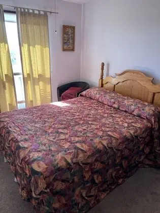 Basic Oda, 1 Büyük (Queen) Boy Yatak, Vadi Manzaralı