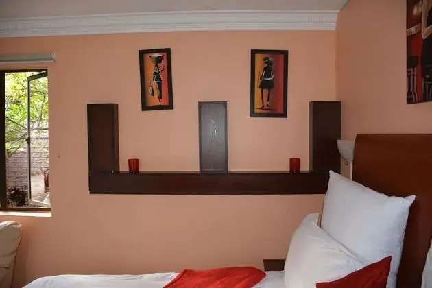 Luxury Tek Büyük Yataklı Oda