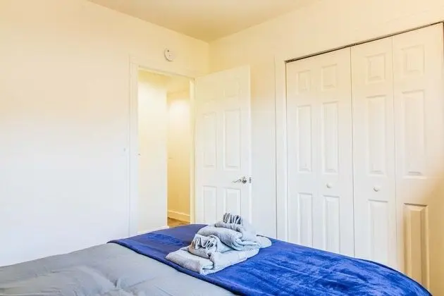 Ev (Cozy Oakland 2 Bedroom w/ Backyard)