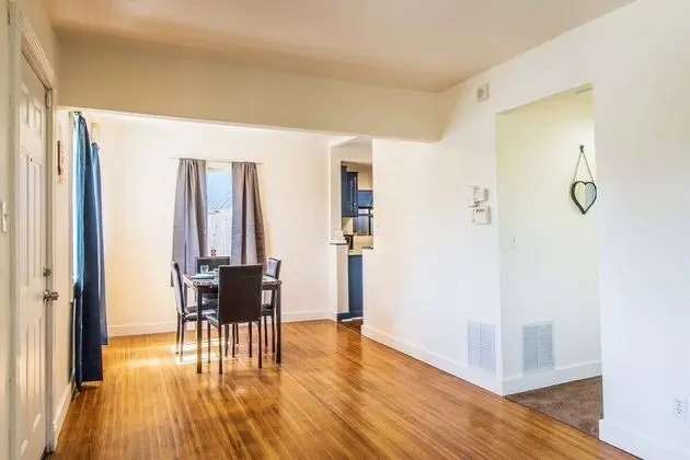Ev (Cozy Oakland 2 Bedroom w/ Backyard)