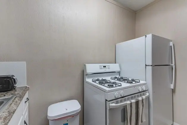 Ev (Cozy, Private 1-Bedroom in Hayward)