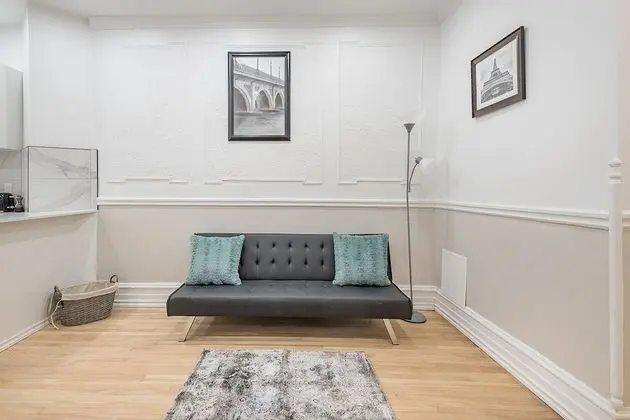 Tek Büyük Yataklı Oda, 1 Çift Kişilik Yatak