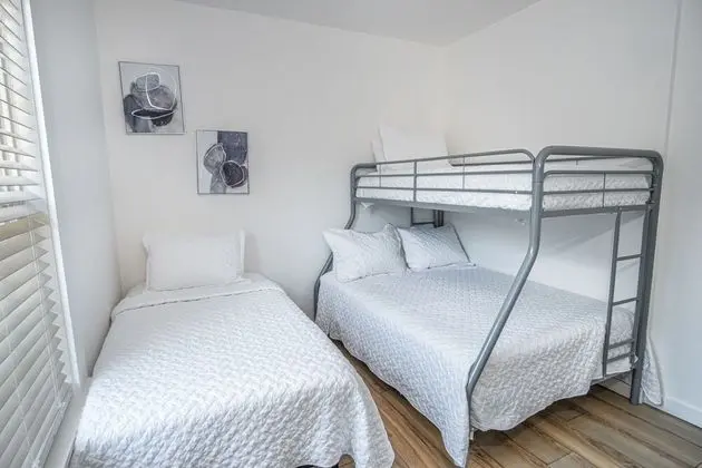 Ev (2 Bedrooms)