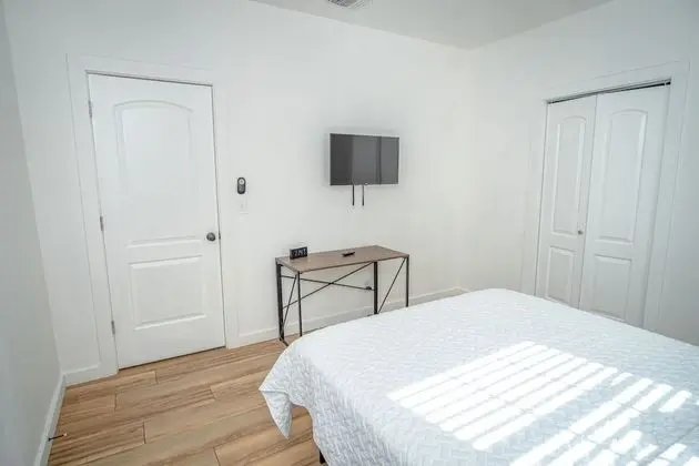 Ev (2 Bedrooms)