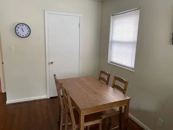 Ev (Cozy, roomy 1 bedroom home in Cincinn)