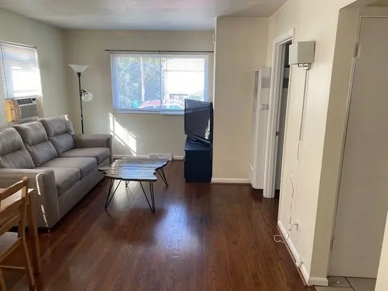 Ev (Cozy, roomy 1 bedroom home in Cincinn)