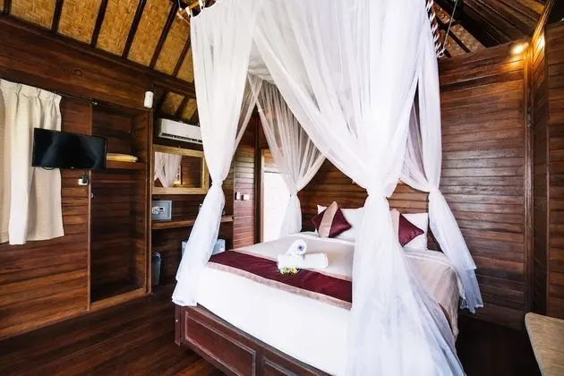 Luxury Bungalov, 1 Çift Kişilik Yatak, Havuz Manzaralı
