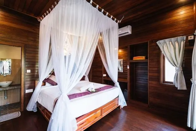Superior Bungalov, 1 Çift Kişilik Yatak, Bahçe Manzaralı