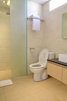 Pool Suite