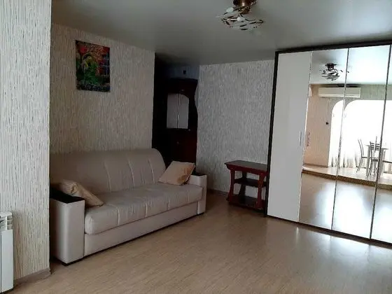 Traditional Apart Daire, Sigara İçilmez (Lenina Street bldg. 54, room 64)