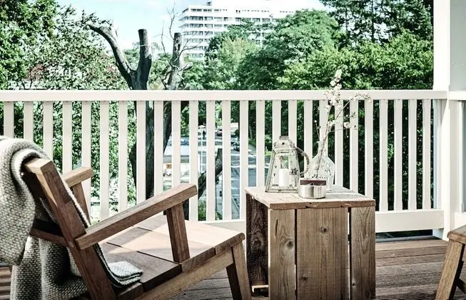Classic Oda, Balkon