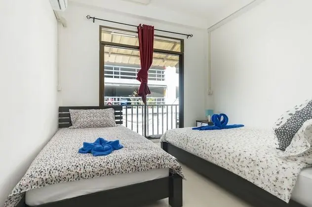 4 Bedrooms Villa