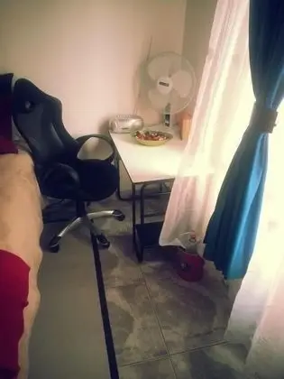 Tek Büyük Yataklı Oda, Ortak Banyo
