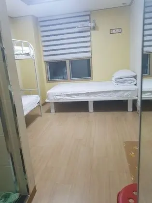 Üç Kişilik Oda