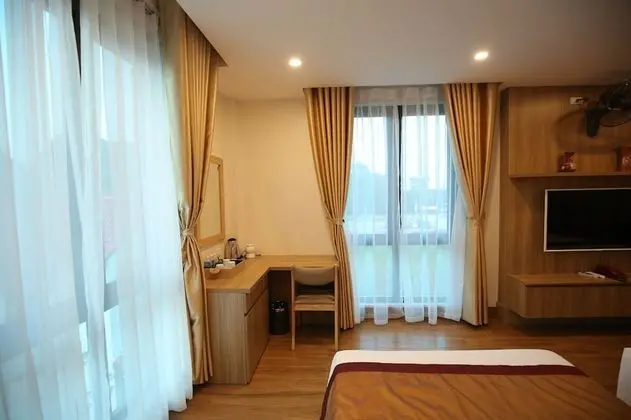 Üç Kişilik Oda, Dağ Manzaralı (3 Single Beds)