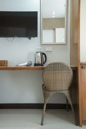 Superior İki Ayrı Yataklı Oda, 2 Tek Kişilik Yatak, Havuz Manzaralı