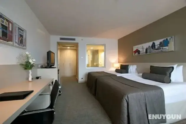 Queen Suite Double Oda