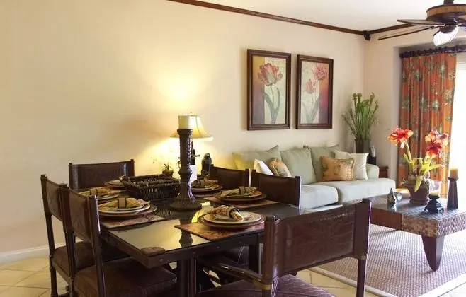 Luxury Daire, 2 Yatak Odası, Danışma, Bahçeli