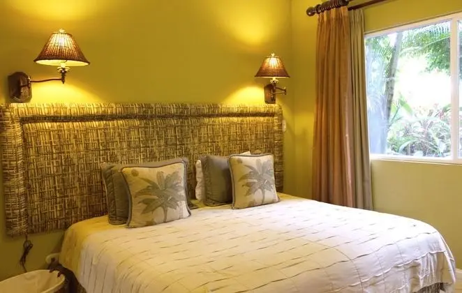 Luxury Daire, 2 Yatak Odası, Danışma, Bahçeli