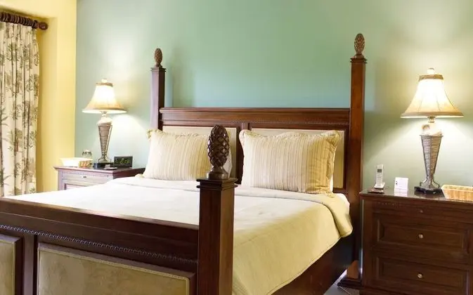 Luxury Daire, 2 Yatak Odası, Danışma, Bahçeli