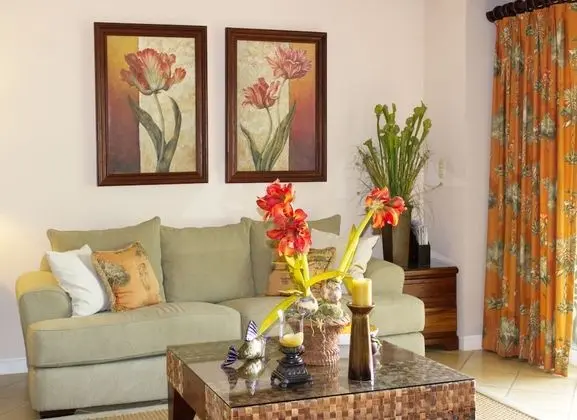 Luxury Daire, 2 Yatak Odası, Danışma, Bahçeli