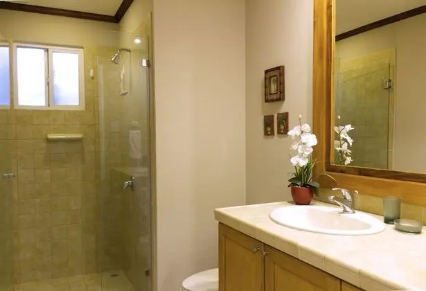 Luxury Daire, 2 Yatak Odası, Danışma, Bahçeli