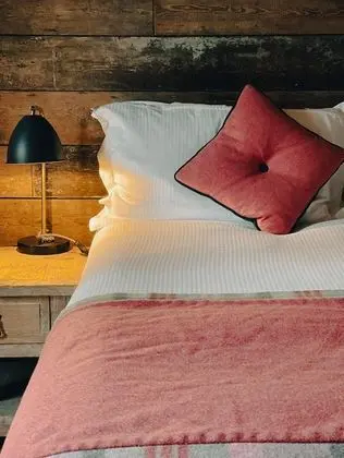 Exclusive Tek Büyük Yataklı Oda, Sıcak Su Havuzu