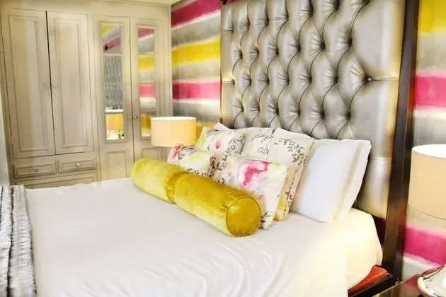 Superior Oda, 1 Çift Kişilik Yatak, Sigara İçilmez (Converts to 2 Twin Beds)
