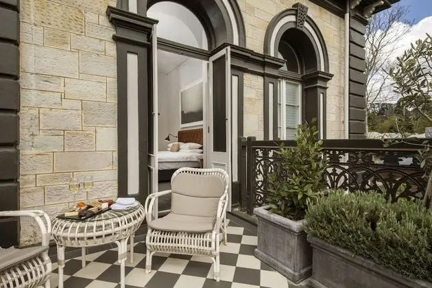 Premium Oda, 1 En Büyük (King) Boy Yatak, Şömine (Mt Lofty Room)