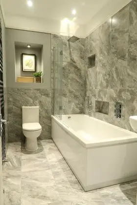 Luxury Oda, 1 Büyük (Queen) Boy Yatak